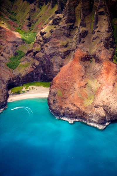 Travel Light: 10 Days on the Island of Kauai