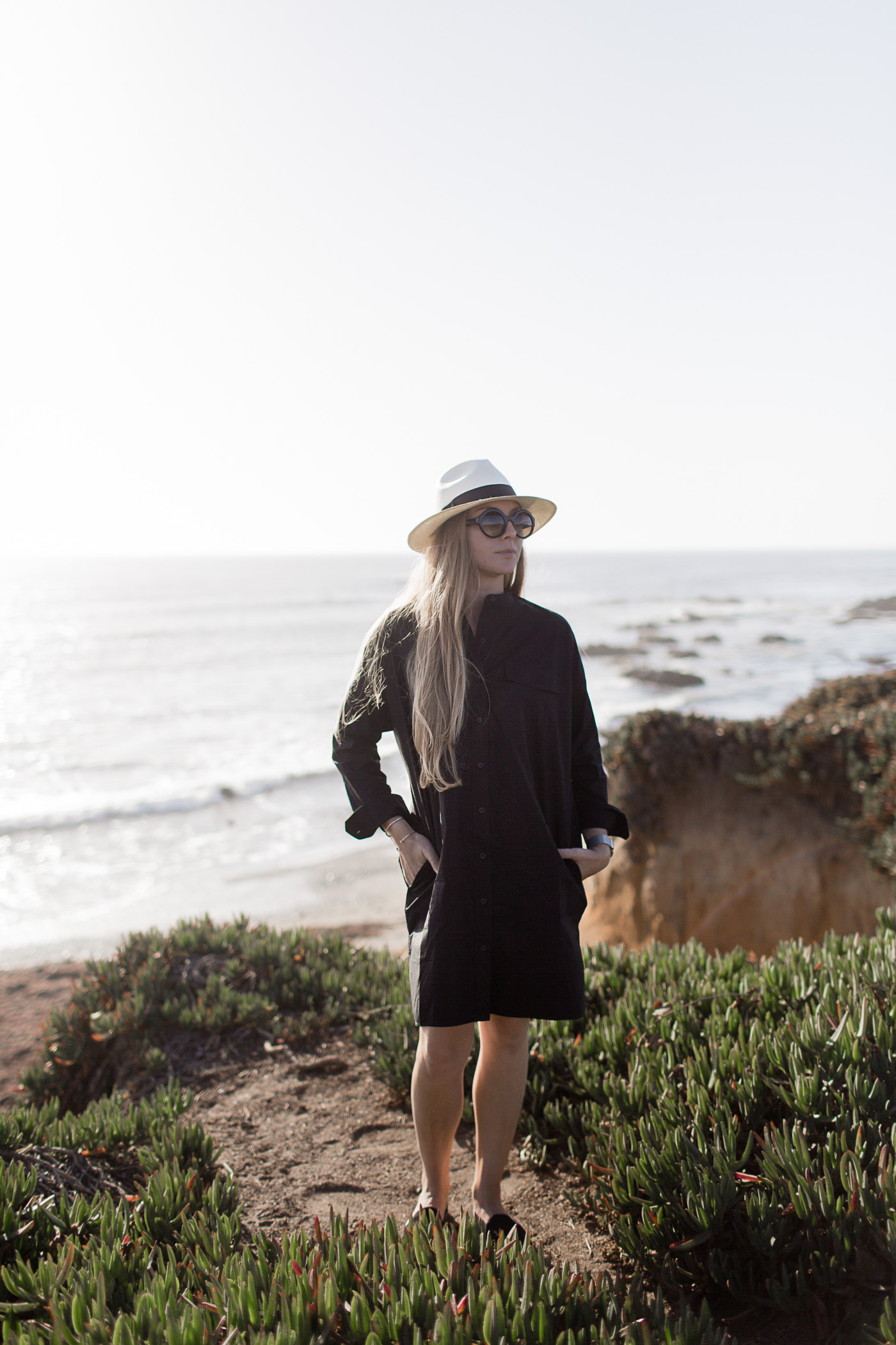 California coast outfit, featuring Cuyana hat, Everlane dress, and Soludos slippers