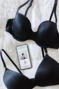 How to choose the right intimates for a minimal closet