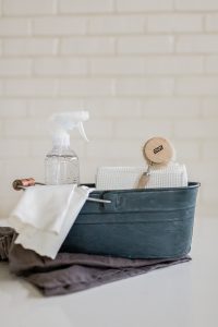 Pretty Cleaning Supplies & A Checklist
