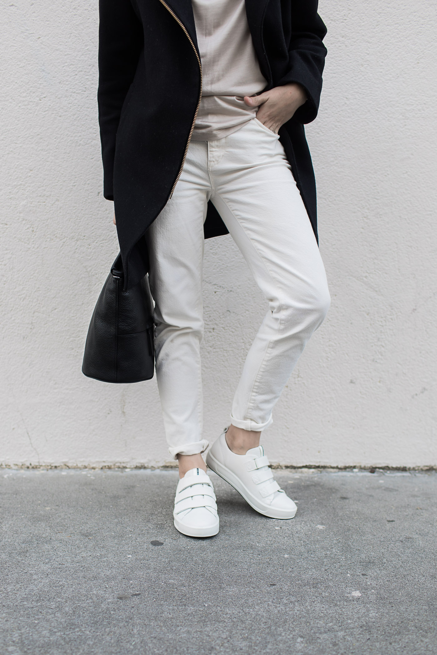 3 Ways to Wear White Sneakers