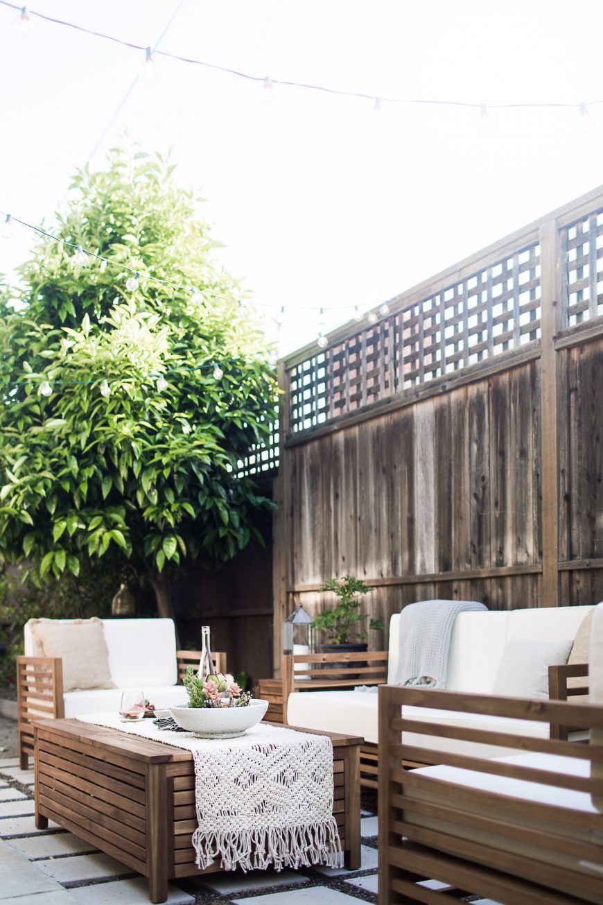 A California Outdoor Living Room - Hej Doll | Simple modern living by ...