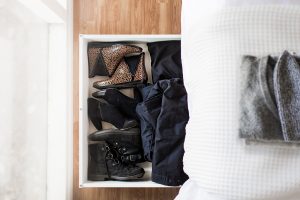 How to select and store out of season clothing, 5 easy tips!