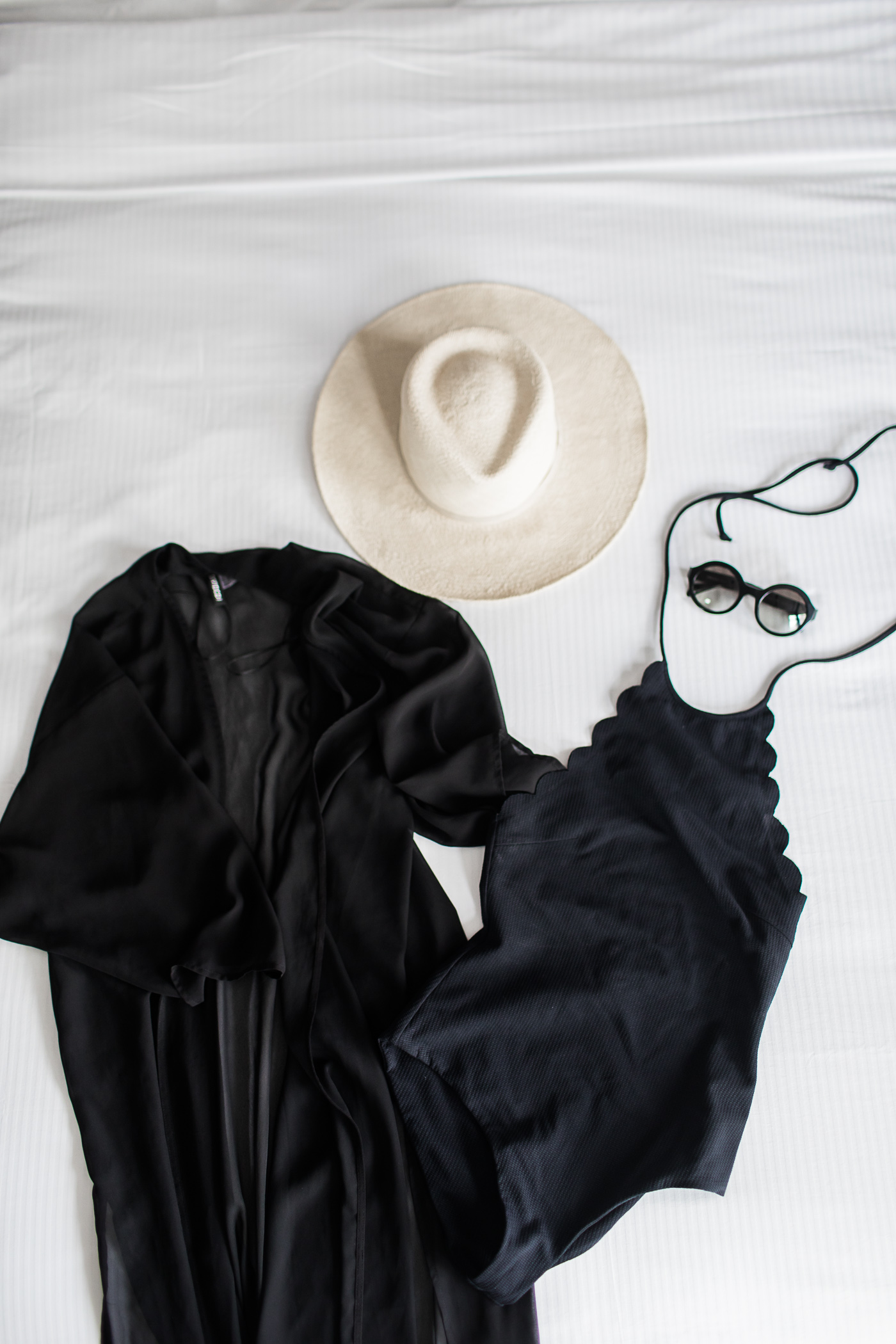 What I wore to San Diego, 5 outfits I packed for a Summer trip to San Diego in a carry-on.